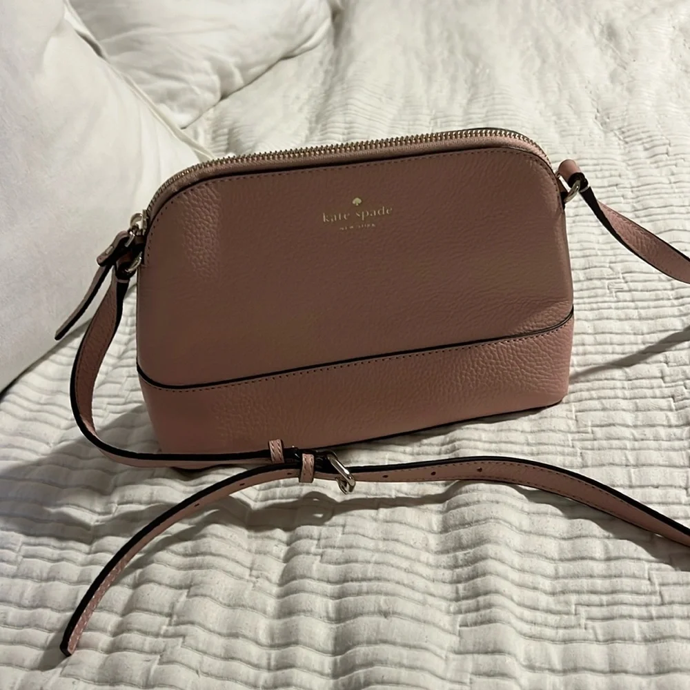 Kate Spade purse - Picture 1 of 1